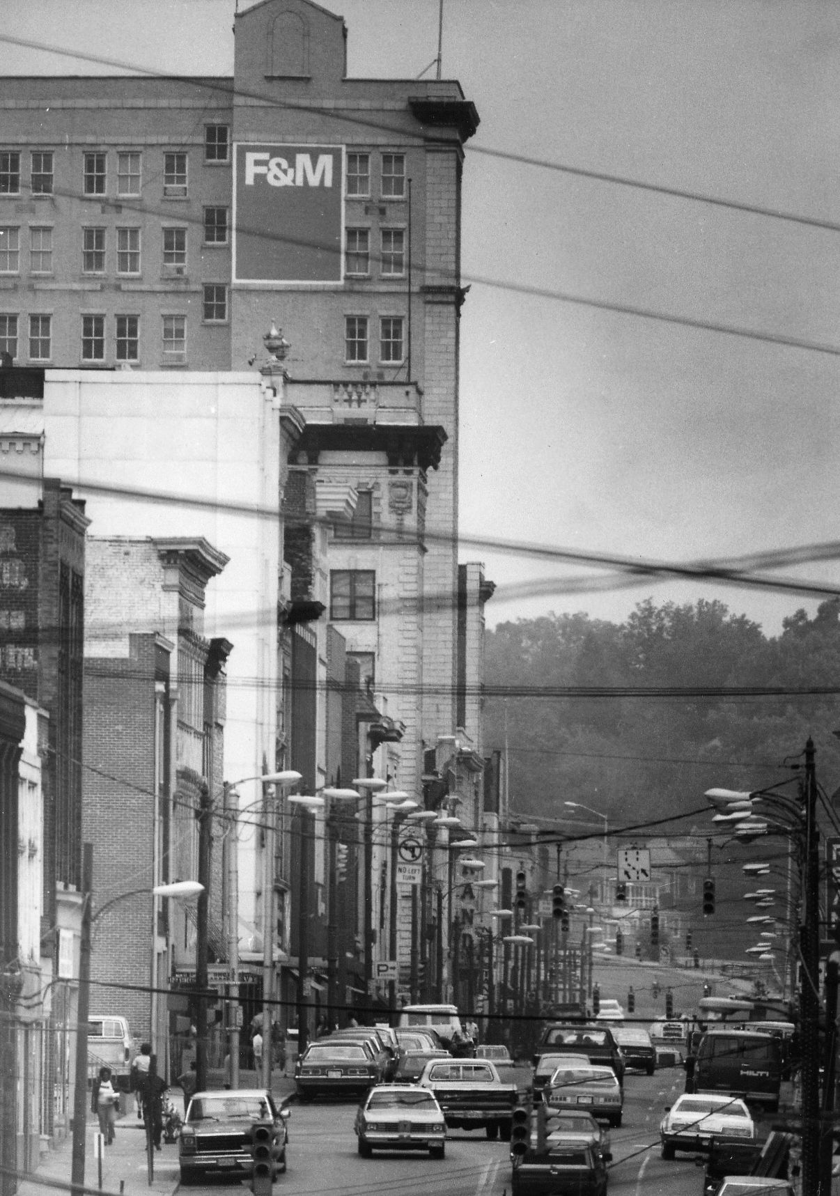 1982 main street